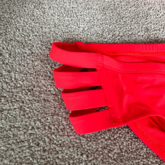 Brand new Eidon bikini - Picture 4 of 5